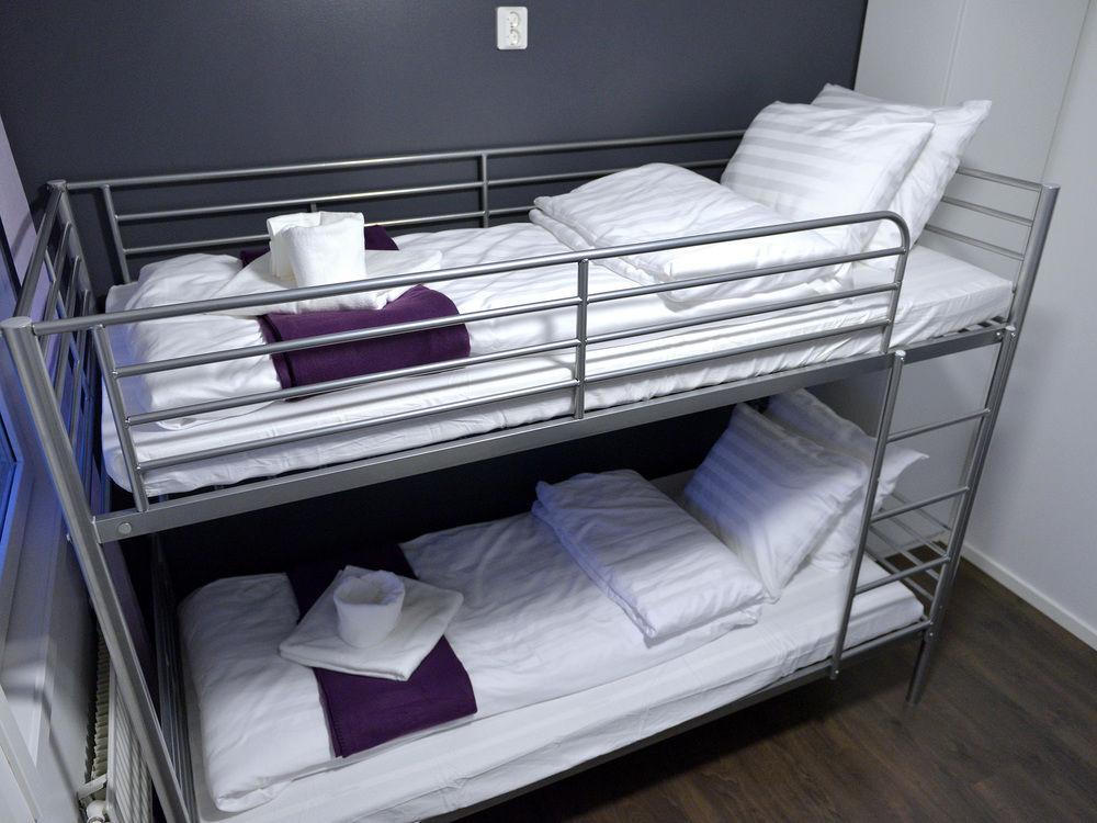 Hotel Vindeus Södertälje Buitenkant foto