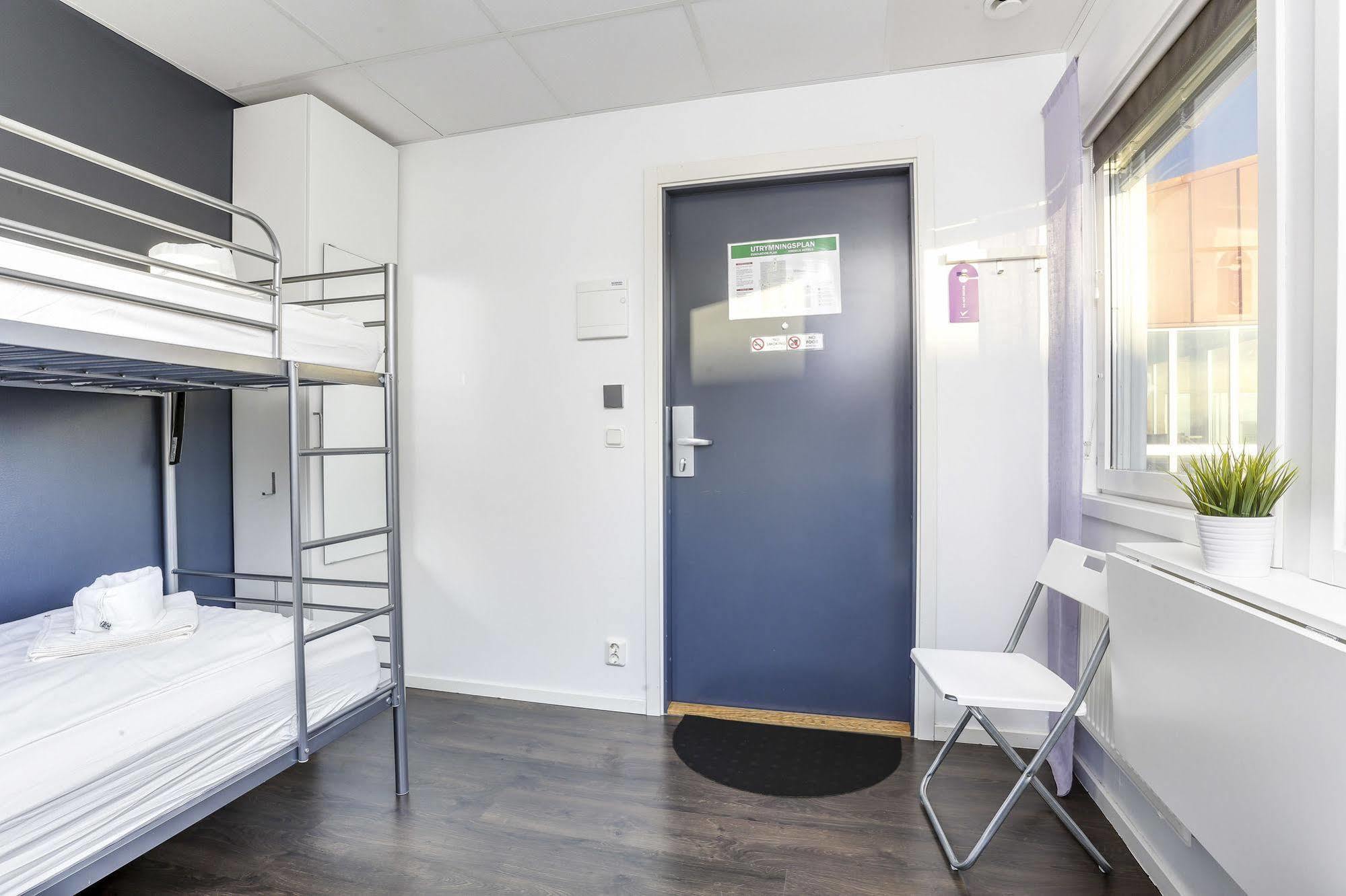 Hotel Vindeus Södertälje Buitenkant foto