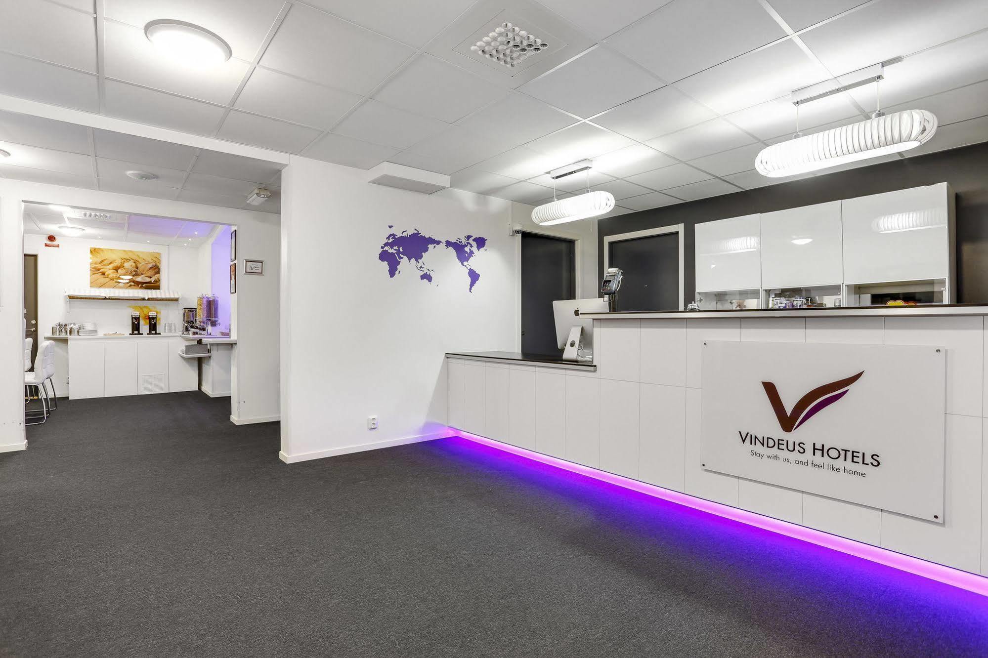 Hotel Vindeus Södertälje Buitenkant foto